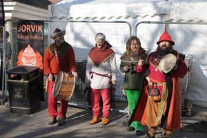 Sagas:Viking musicians - geograph.org.uk - 1717663.jpg